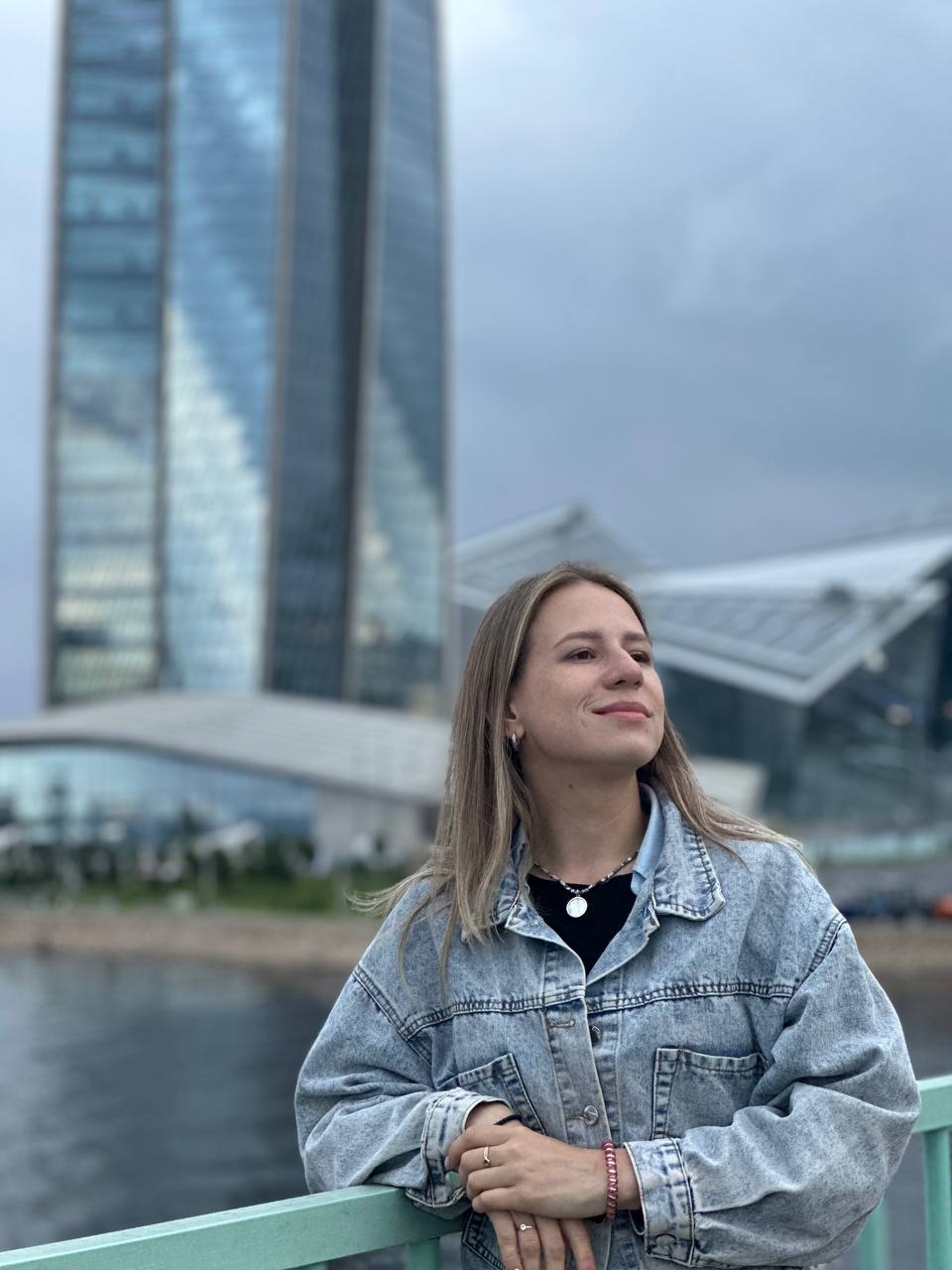 Так ну что, 15-е июня прошло, а информации по семейке ВСЕ ЕЩЕ НЕТ.
Но мы не отчаиваемся, ждём. Можем пока с вами делать подборки) и прицениваться 😉 | Сетка — социальная сеть от hh.ru