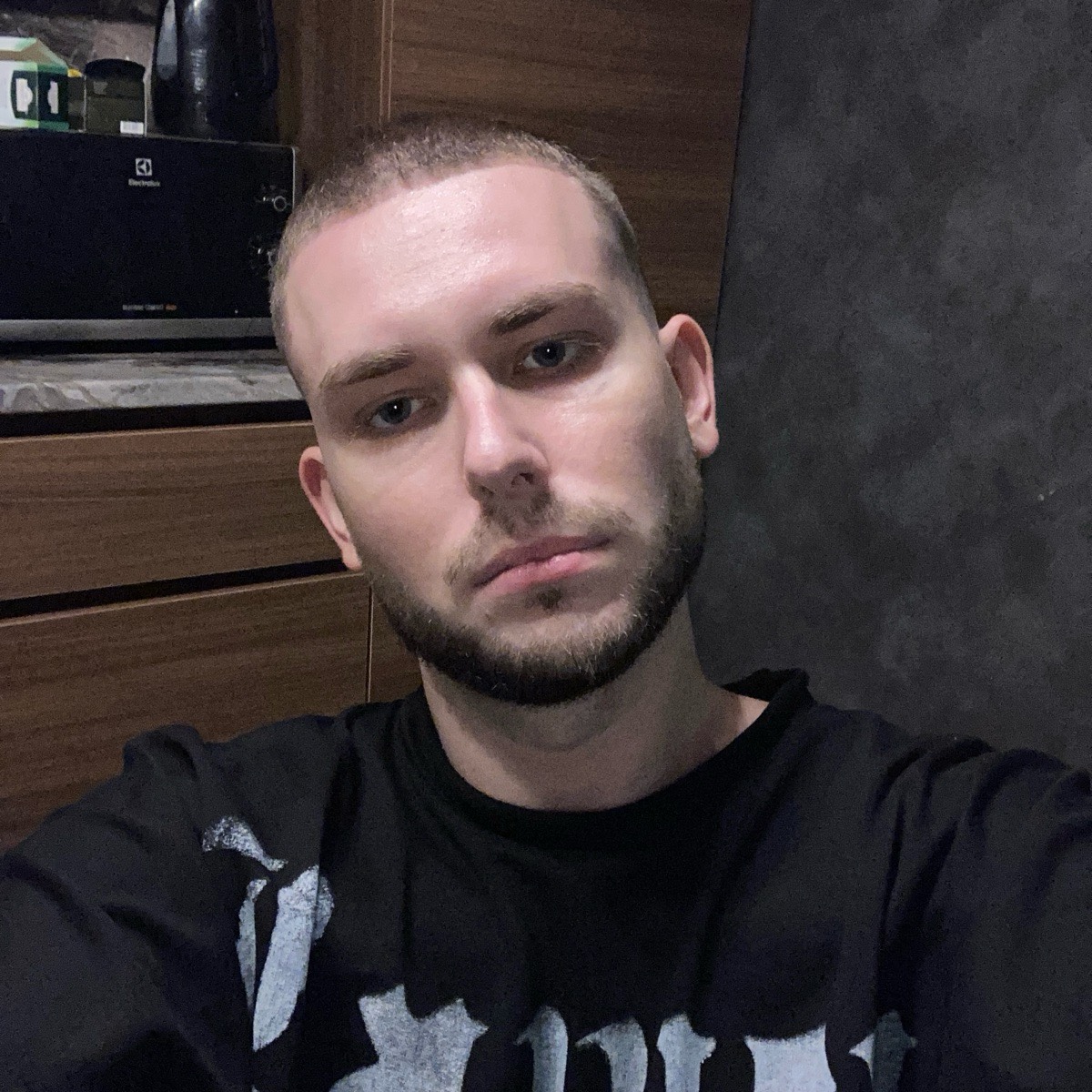 Владислав Ребров