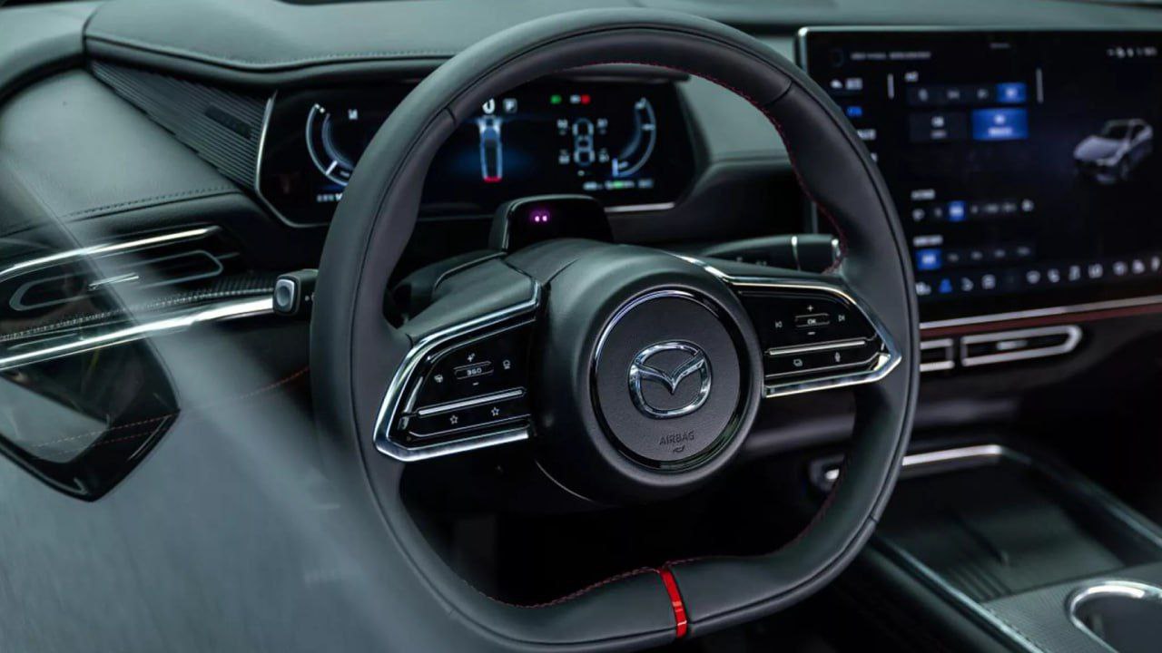 ❤️ Mazda показала «спорт»-седан всего за 1.8 миллона рублей
Новинка — EZ-6 Sport Edition, выделяется брутальным дизайном, салоном с алькантарой и невероятно низкой ценой | Сетка — социальная сеть от hh.ru