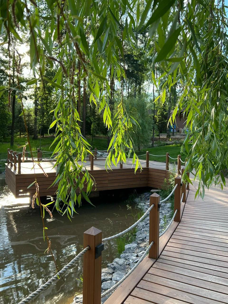 🌳Живописный парк у МКАД
Ежедневно 07:00-23:00
Лесопарк «Ближняя дача» в Мытищах — идеальное место для спокойных прогулок | Сетка — социальная сеть от hh.ru
