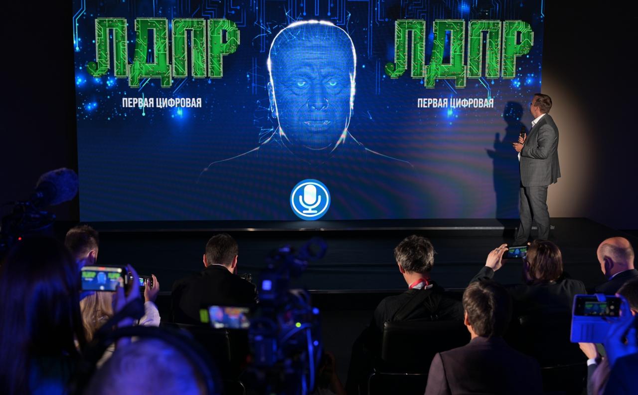 🚀Тренды ПМЭФ 2015-2025
Вчера стартовал самый важный форум в году – и мы традиционно отправимся в Питер реализовывать несколько проектов | Сетка — социальная сеть от hh.ru
