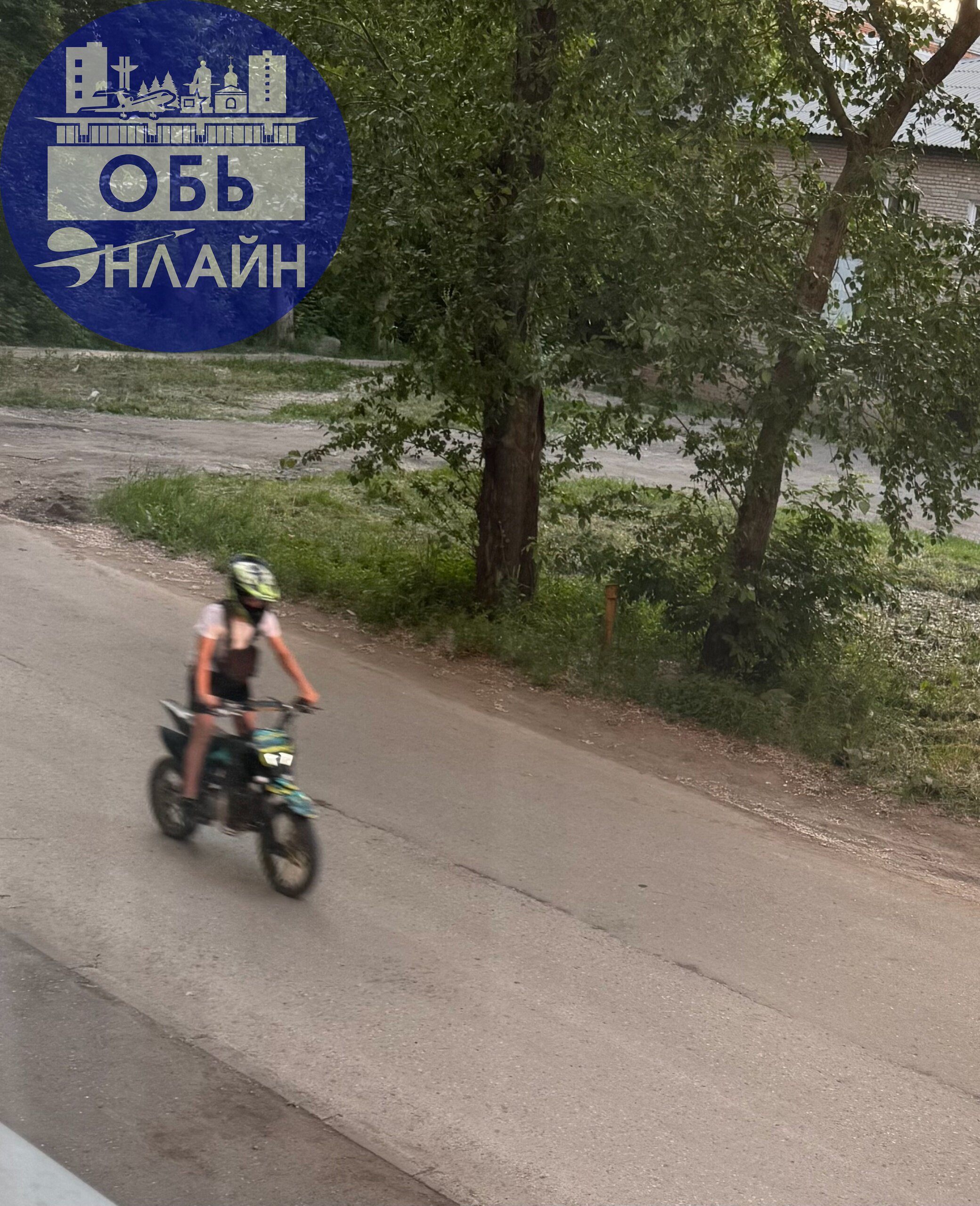 ↗ Прошу написать ФИО родителей этого мальчика или их адрес в лс или в комментариях к посту. Надоел гонять на Геодезической вдоль школы 2 и дома 10/1 | Сетка — социальная сеть от hh.ru