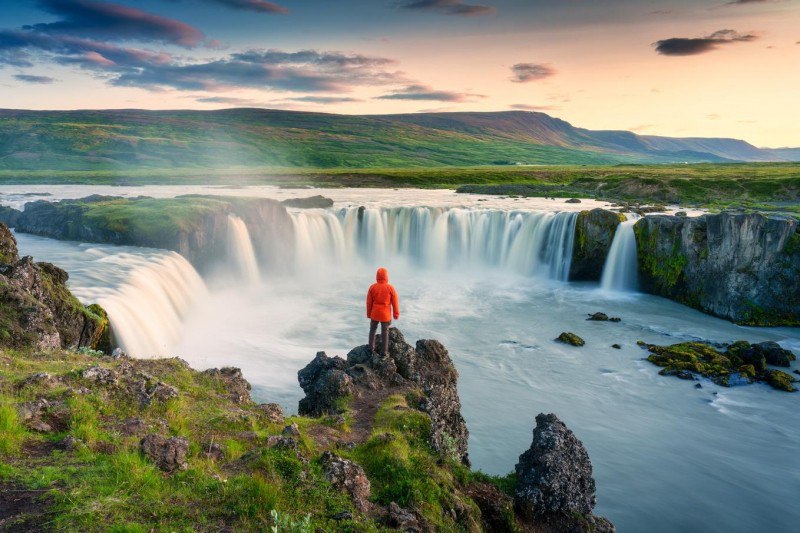 Iceland: Volcano Tourism
Here’s a simplified, re-styled version of your text with key keywords highlighted and an invitation to book a vacation in MWR LIFE added:

A Lesson in Resilience
I tried to bl... | Сетка — социальная сеть от hh.ru