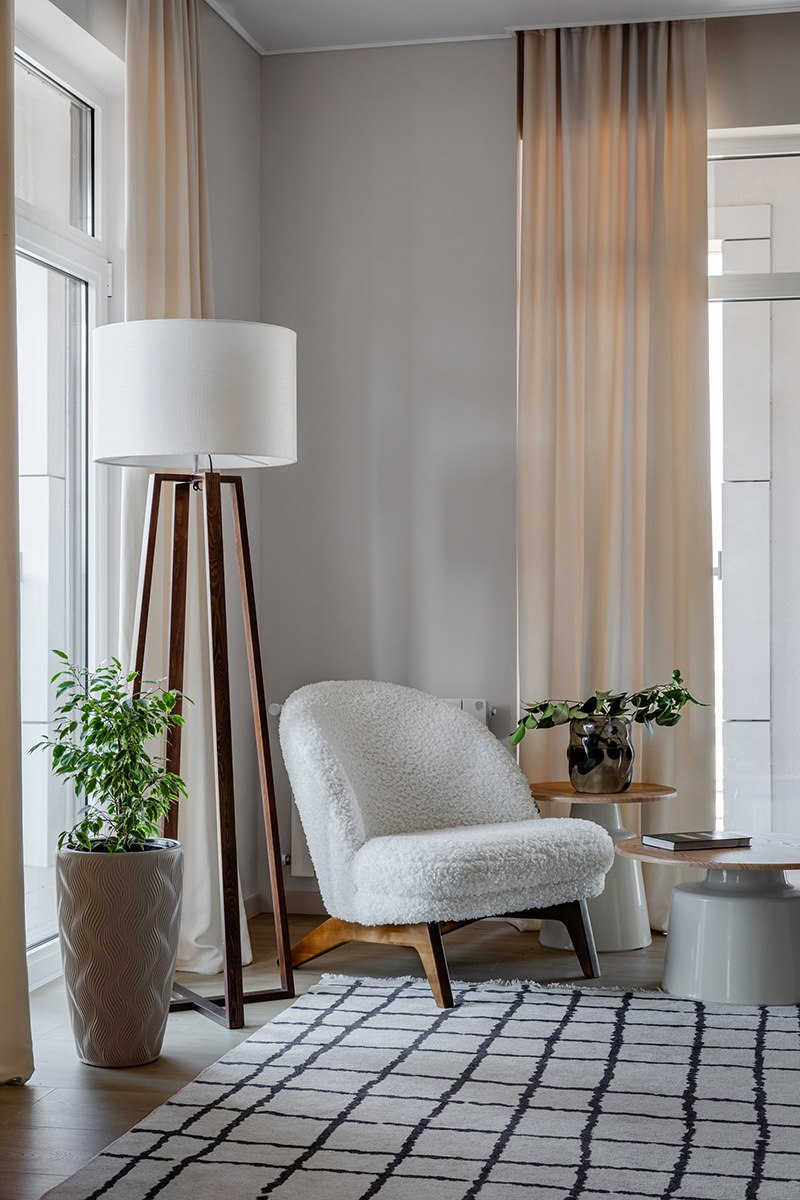 Дизайнер Светлана Плетнева создала практичный интерьер с универсальной эстетикой, в котором будущие жильцы смогут легко почувствовать себя как дома. Смотрите на сайте wajournal | Сетка — социальная сеть от hh.ru