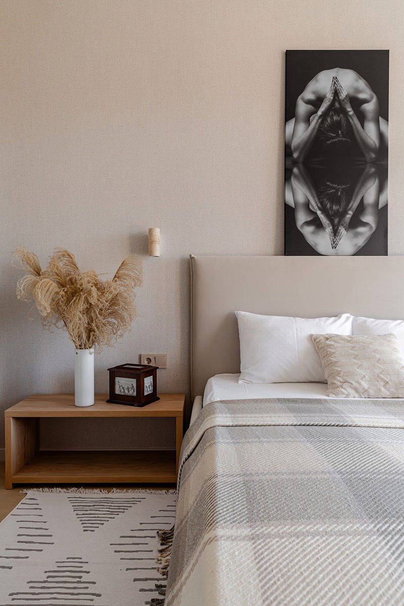 Дизайнер Светлана Плетнева создала практичный интерьер с универсальной эстетикой, в котором будущие жильцы смогут легко почувствовать себя как дома. Смотрите на сайте wajournal | Сетка — социальная сеть от hh.ru