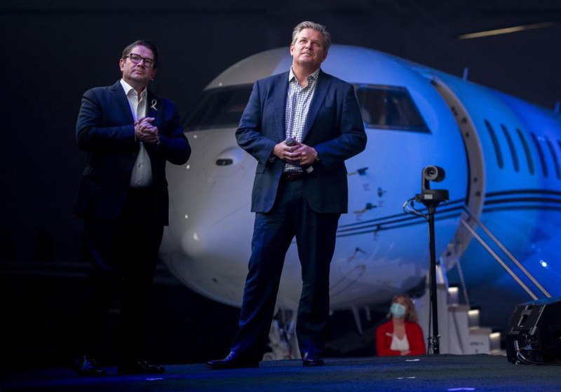 NetJets — Flexjet — VistaJet
Private Jet Market: Untapped Potential and Growing Demand
Patrick Gallagher, President of NetJets Aviation, recently shared insights with CNBC | Сетка — социальная сеть от hh.ru