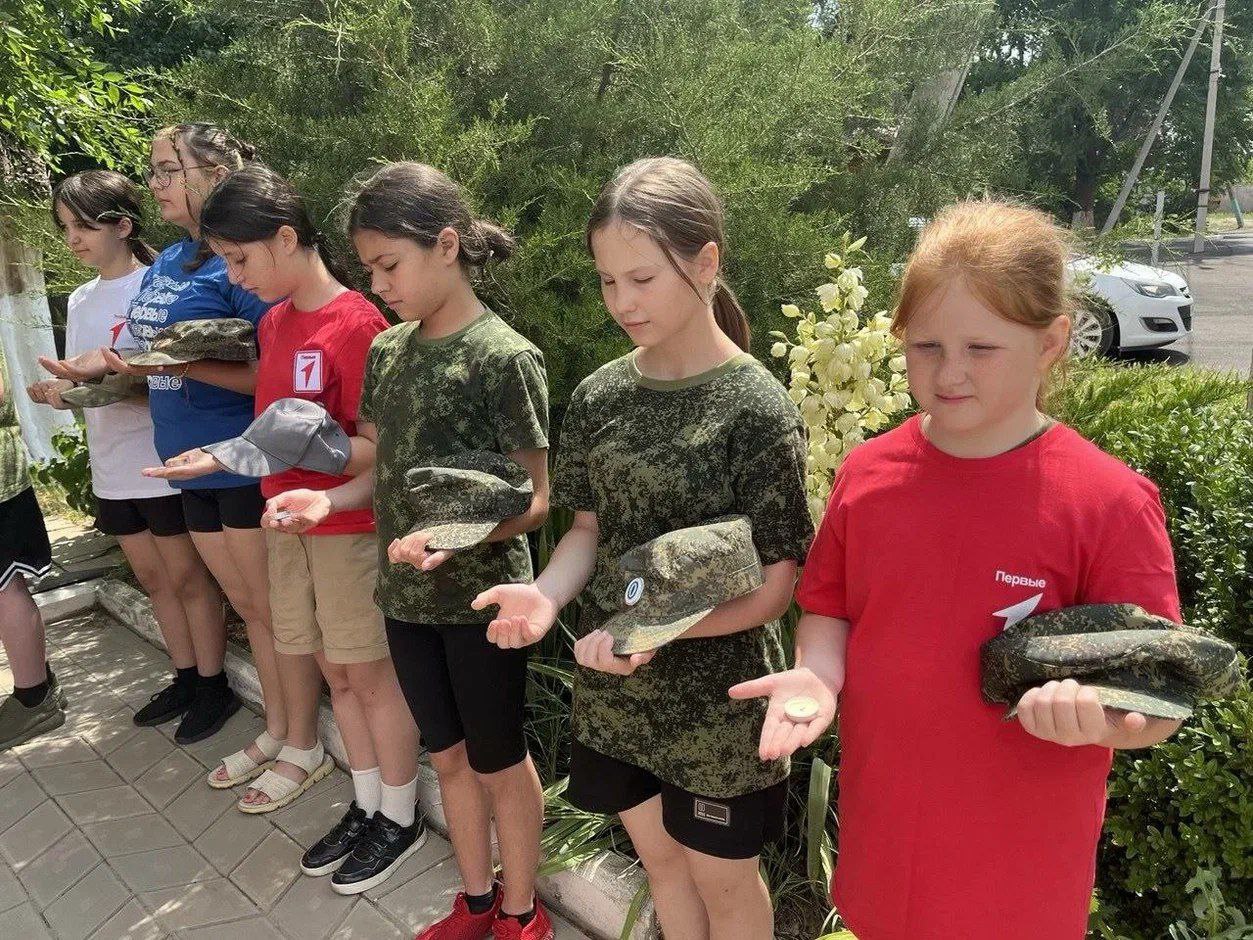 Молодежь из «Движения Первых» вспоминает героев со всем Ставропольем 🙏
22 июня ребята со всего региона отдали дань уважения павшим в Великой Отечественной войне | Сетка — социальная сеть от hh.ru