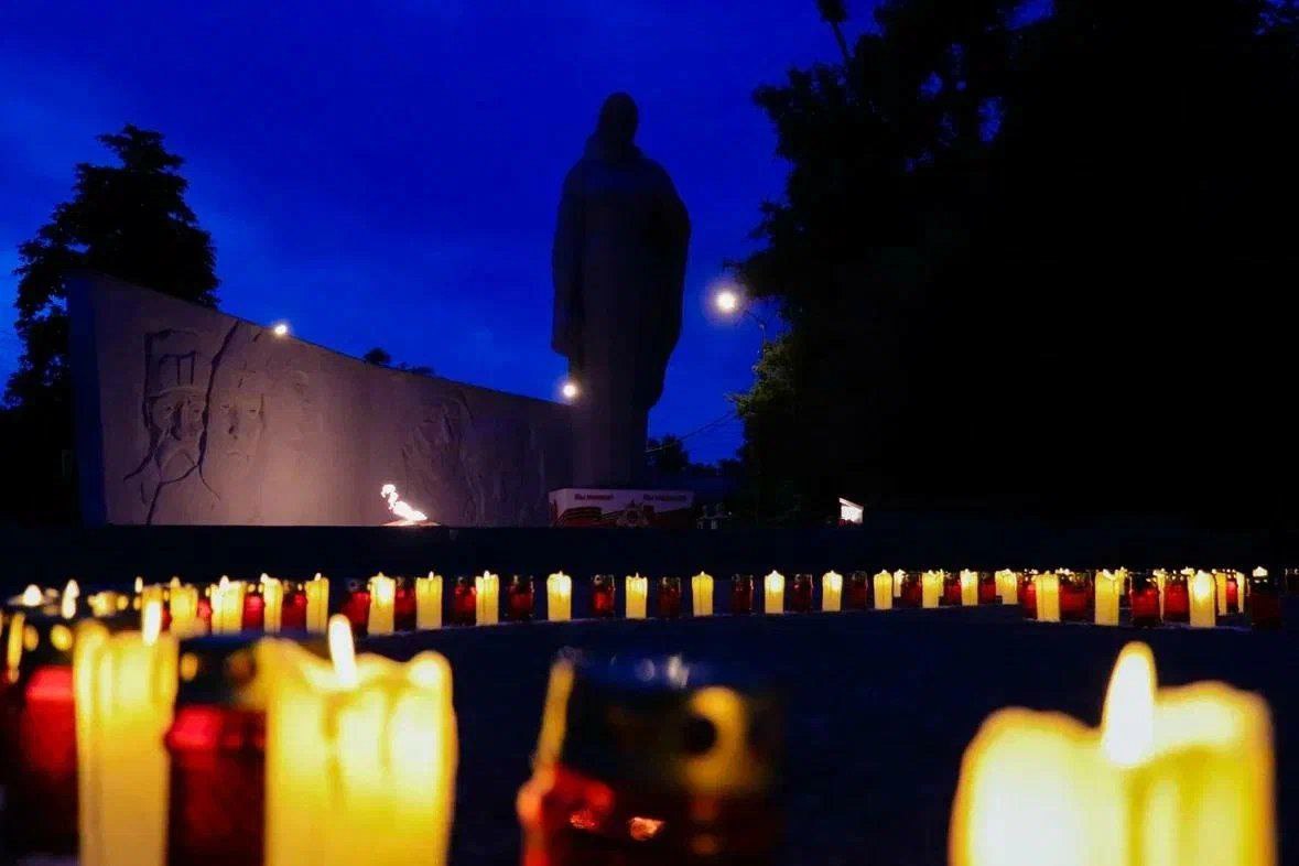 Молодежь из «Движения Первых» вспоминает героев со всем Ставропольем 🙏
22 июня ребята со всего региона отдали дань уважения павшим в Великой Отечественной войне | Сетка — социальная сеть от hh.ru