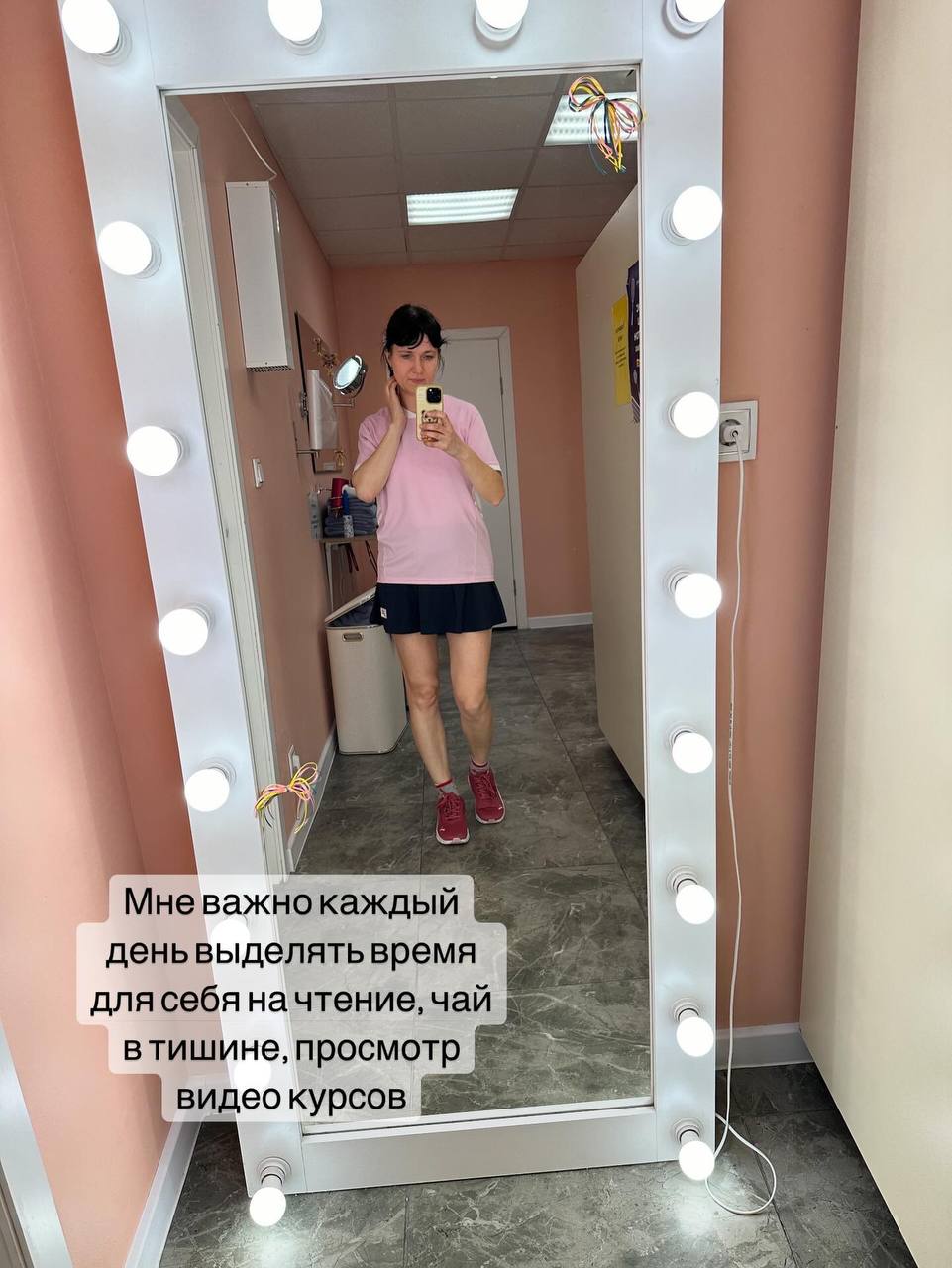 Вещи, которые мне позволяют легче проживать рабоче-семейную неделю. Ведь - я мама в it, у которой 3 детей.
1 | Сетка — социальная сеть от hh.ru