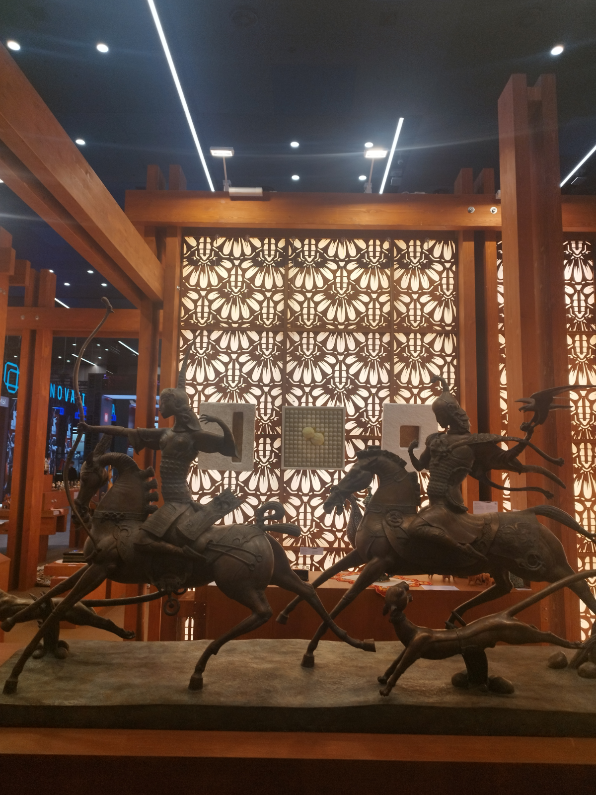 ПМЭФ 2025 | Сетка — социальная сеть от hh.ru