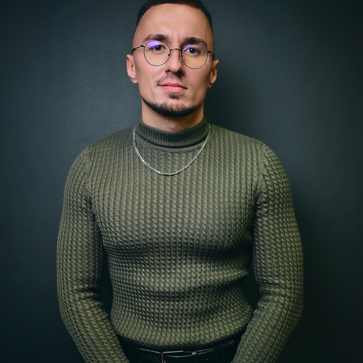 Артем Миронов