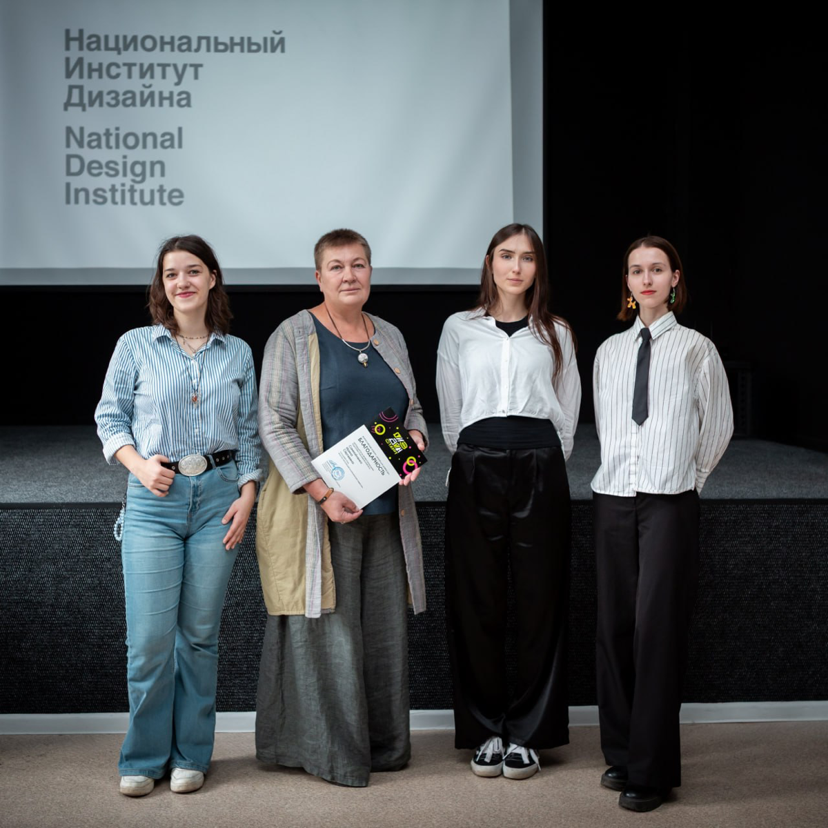 #DESIGNSTART25 | Сетка — социальная сеть от hh.ru