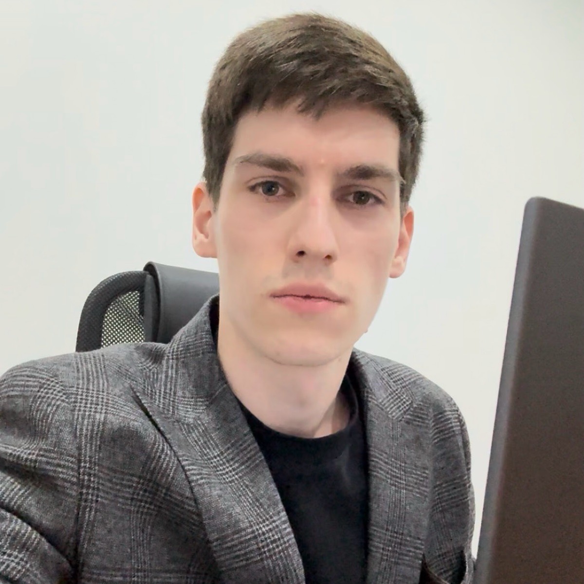 Арби Батукаев | Сетка — социальная сеть от hh.ru