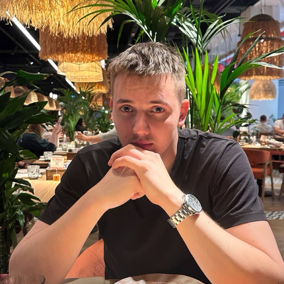 Александр Жуков