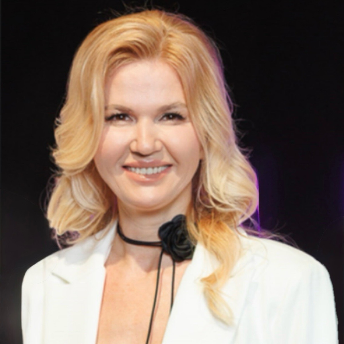 Елена Сафонова