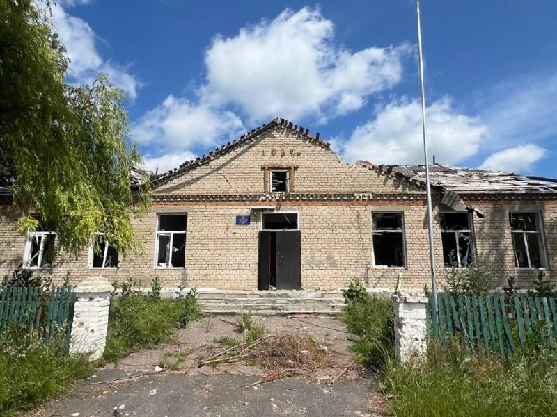 Продолжается формирование программы восстановления Курской области
Первый замминистра строительства и ЖКХ РФ Александр Ломакин посетил регион с рабочим визитом | Сетка — социальная сеть от hh.ru
