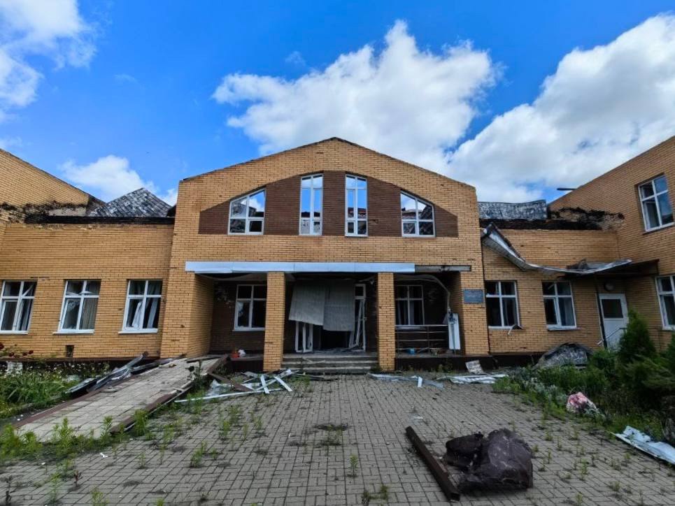 Продолжается формирование программы восстановления Курской области
Первый замминистра строительства и ЖКХ РФ Александр Ломакин посетил регион с рабочим визитом | Сетка — социальная сеть от hh.ru