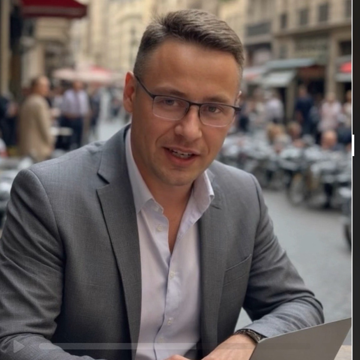 Network member avatar