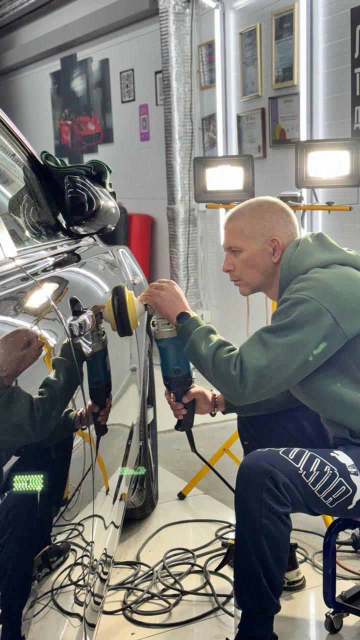 Всем привет 👋
Про оптику вроде все понятно…
————————————
Давайте поговорим про химчистку кузова.
Что это такое и для чего | Сетка — социальная сеть от hh.ru