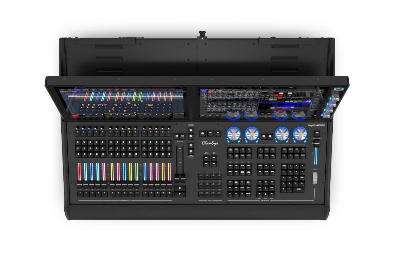 Пульт управления светом MagicQ MQ500M+
Бренд: Chamsys
Артикул: CS100607
Наличие: 1 шт.
Световая консоль MagicQ MQ500M+
400 DMX потоков. Моторизированные фейдера. 15 энкодеров для управления плейбеками | Сетка — социальная сеть от hh.ru