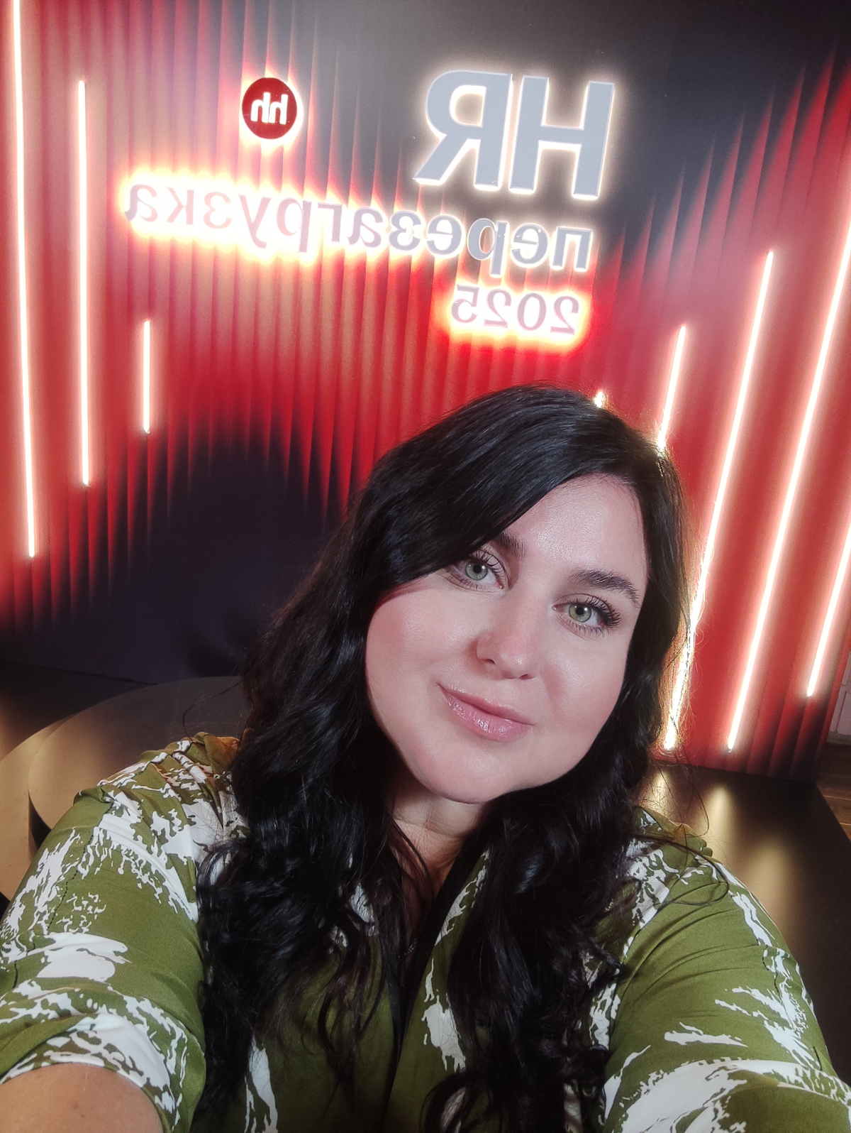 Безусловно лучшая конференция для HR нашей страны!
Масштабы этого года поражают, как все успеть - непонятно 🙂‍↔️🙌🏽😍 | Сетка — социальная сеть от hh.ru