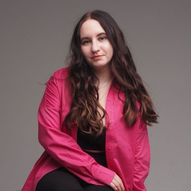 Ксения Комарова | Сетка — социальная сеть от hh.ru