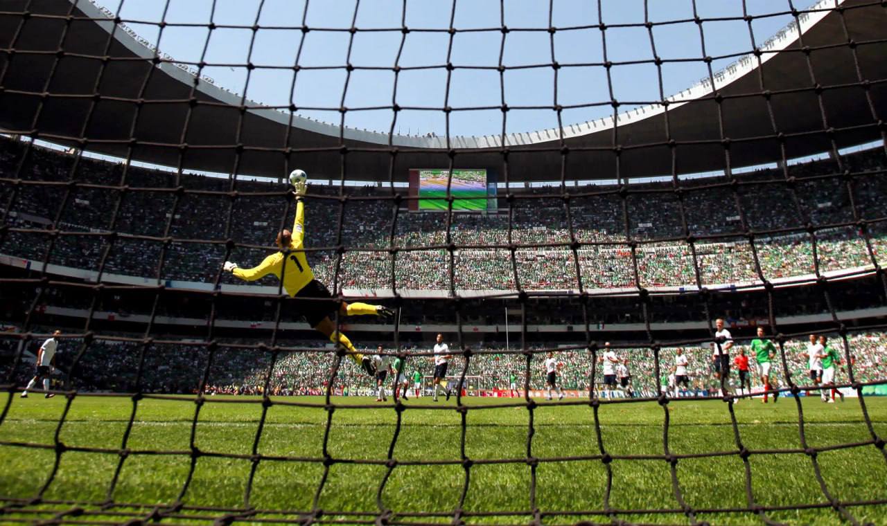 FIFA впервые подписала Airbnb в качестве партнера. И сразу на три турнира: КЧМ‑2025, ЧМ‑2026 и ЖЧМ‑2027 | Сетка — социальная сеть от hh.ru