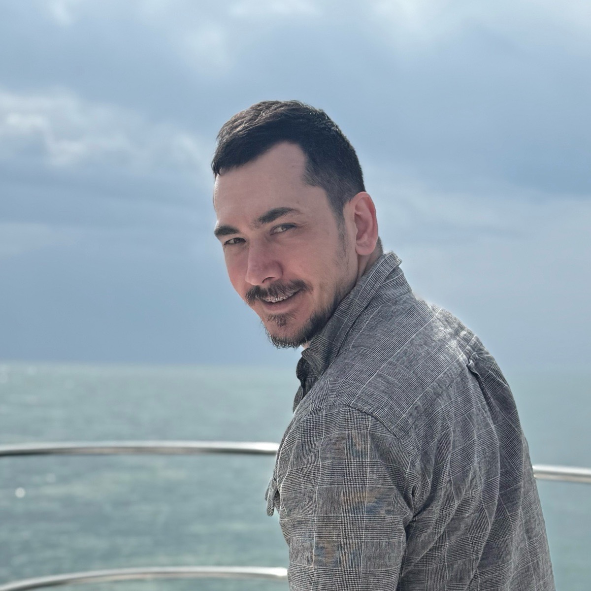 Тенгиз Шония | Сетка — социальная сеть от hh.ru