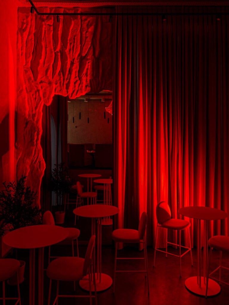 Падающие стулья, загадочный свет и маски на стене — wow-интерьер по проекту дизайнеров Азалии Зайнуллиной и Инны Скред. Читайте на сайте wajournal | Сетка — социальная сеть от hh.ru