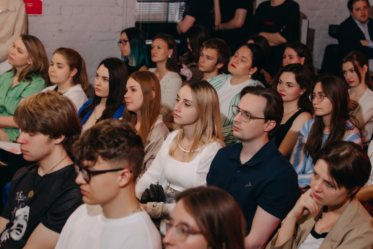 Сила женского комьюнити: как мы заряжались мотивацией на Women Techmakers 💪
4 июня состоялся митап: Women Teckmakers RnD – первый за долгое время! WTM – это комьюнити, которое идет в направлении разви... | Сетка — социальная сеть от hh.ru