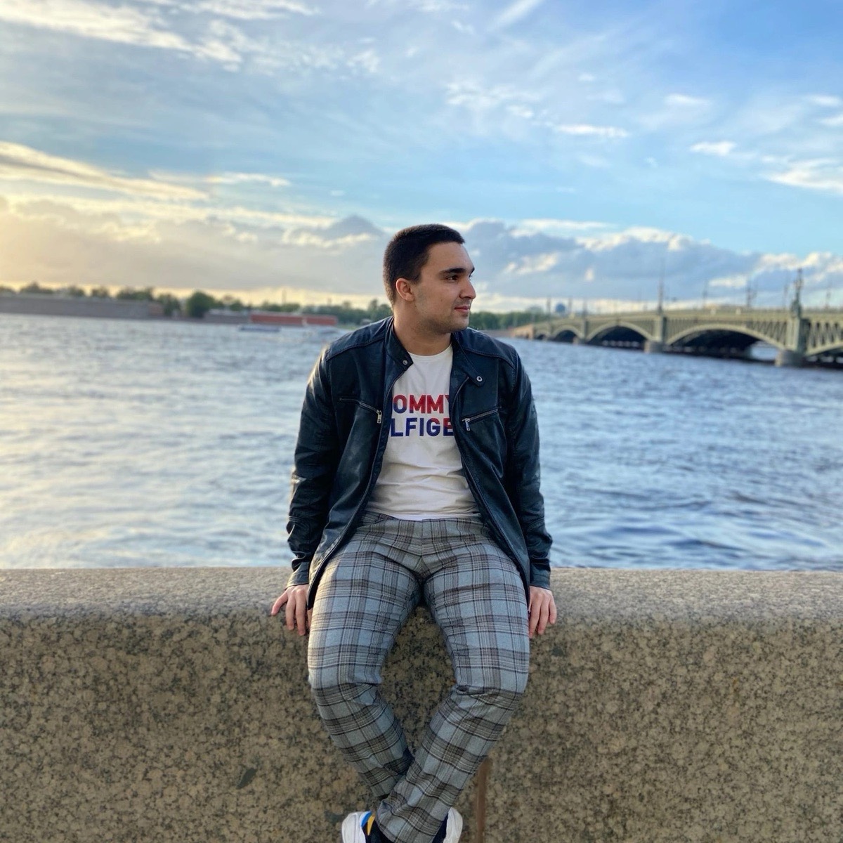 Бахтиёр Халиков | Сетка — социальная сеть от hh.ru