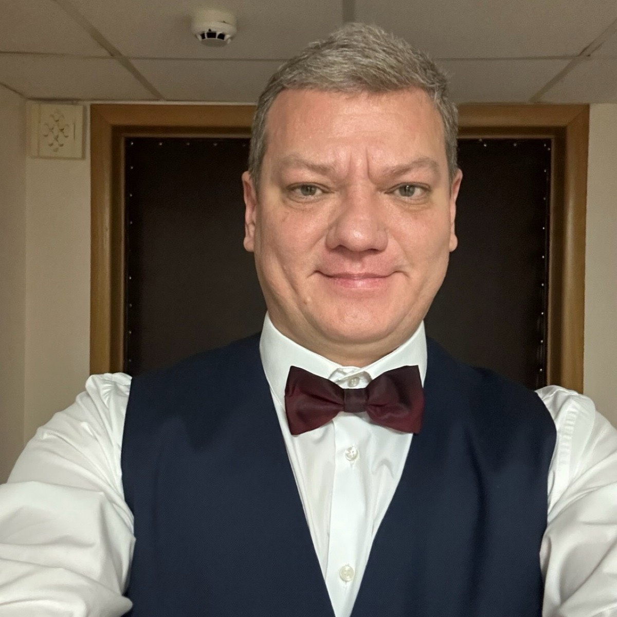 Анвар Агзамходжаев