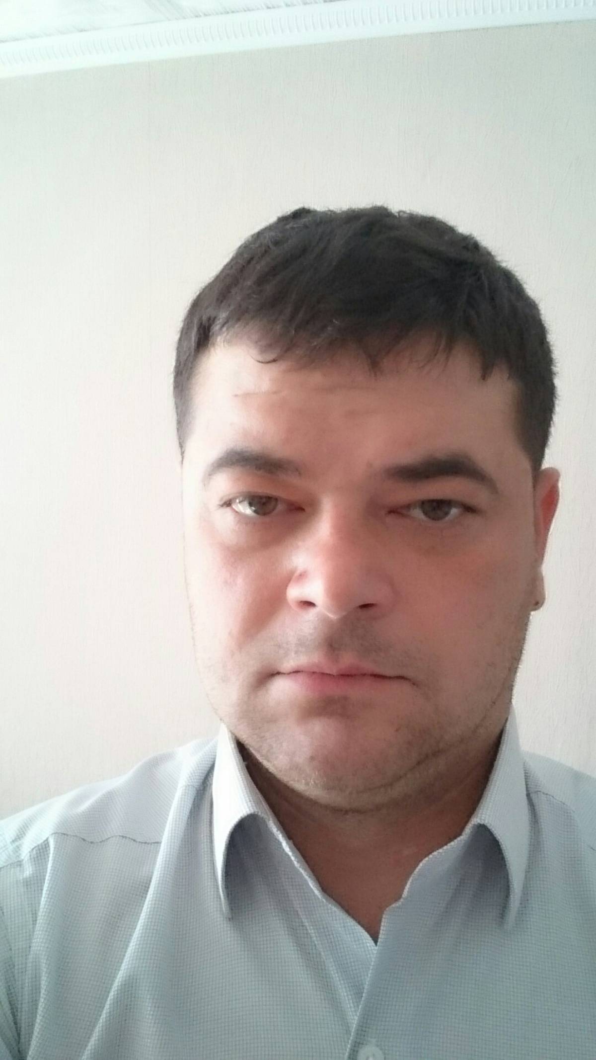 Евгений Иванов