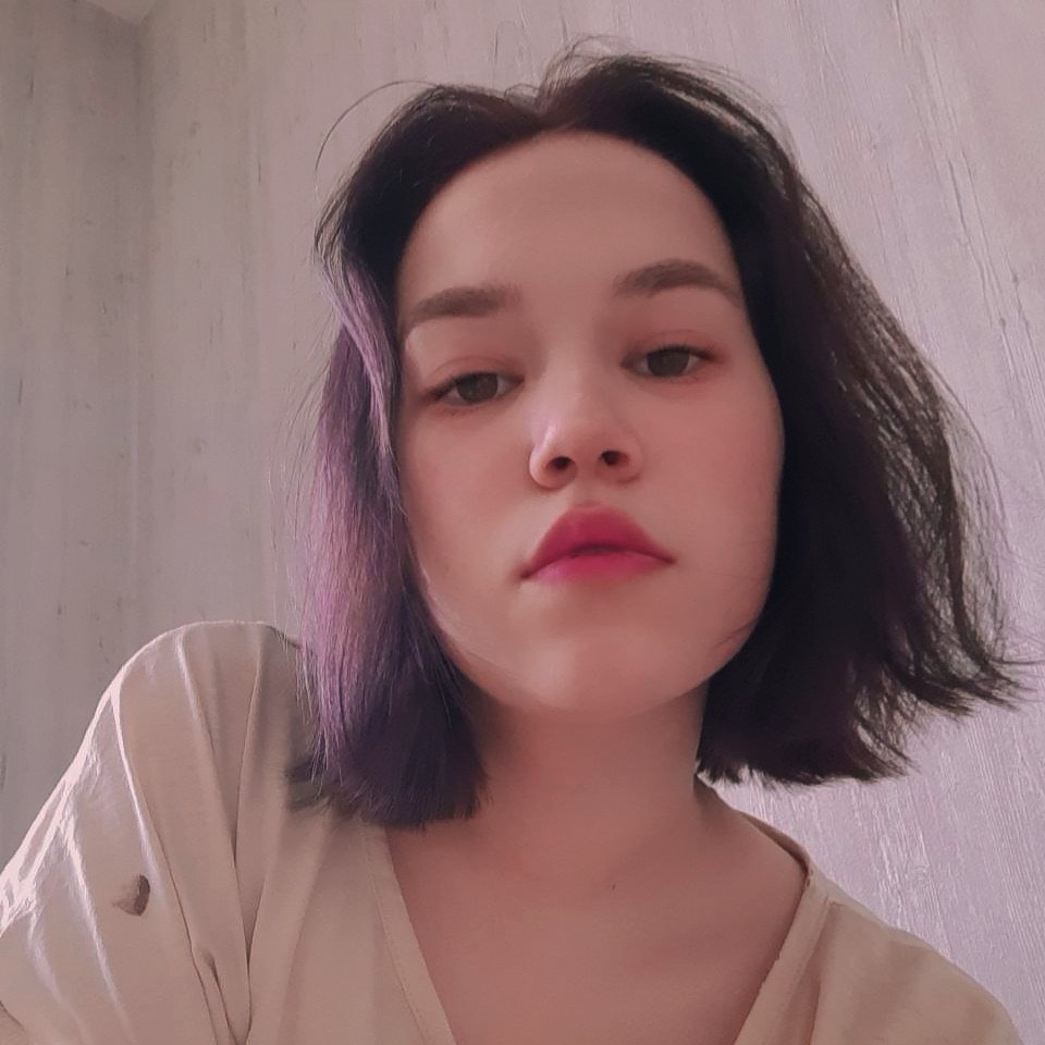 Алина Павлинич
