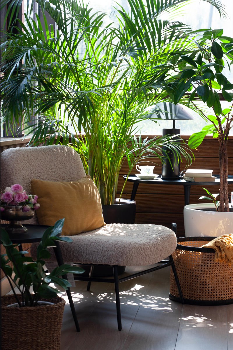 Архитектор Марина Лоташ объединила квартиры для семьи с тремя дочерьми и создала интерьеры, отражающие разные характеры и интересы юных хозяек. Смотрите на сайте wajournal | Сетка — социальная сеть от hh.ru