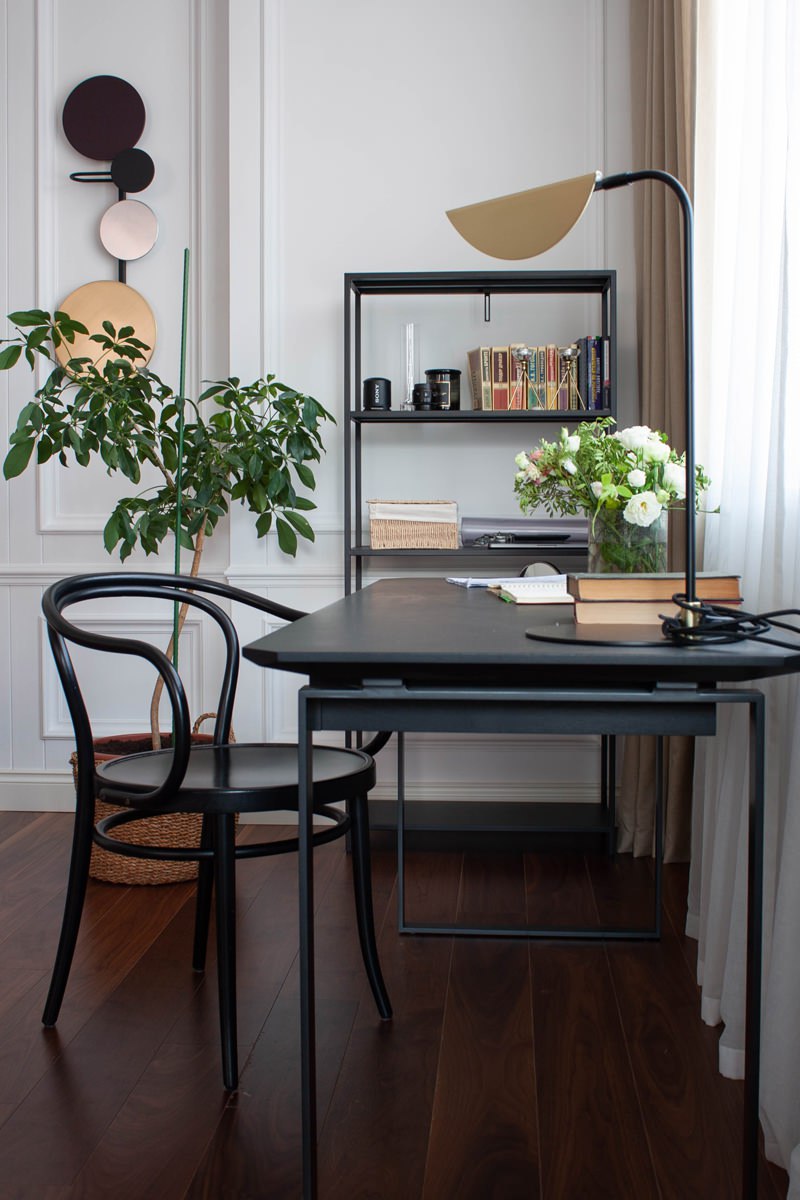 Архитектор Марина Лоташ объединила квартиры для семьи с тремя дочерьми и создала интерьеры, отражающие разные характеры и интересы юных хозяек. Смотрите на сайте wajournal | Сетка — социальная сеть от hh.ru