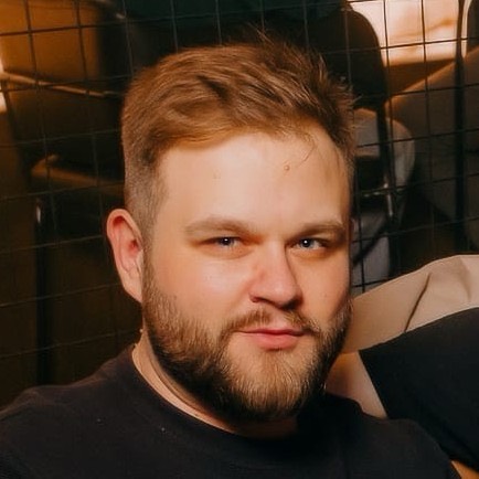 Никита Трибелустов