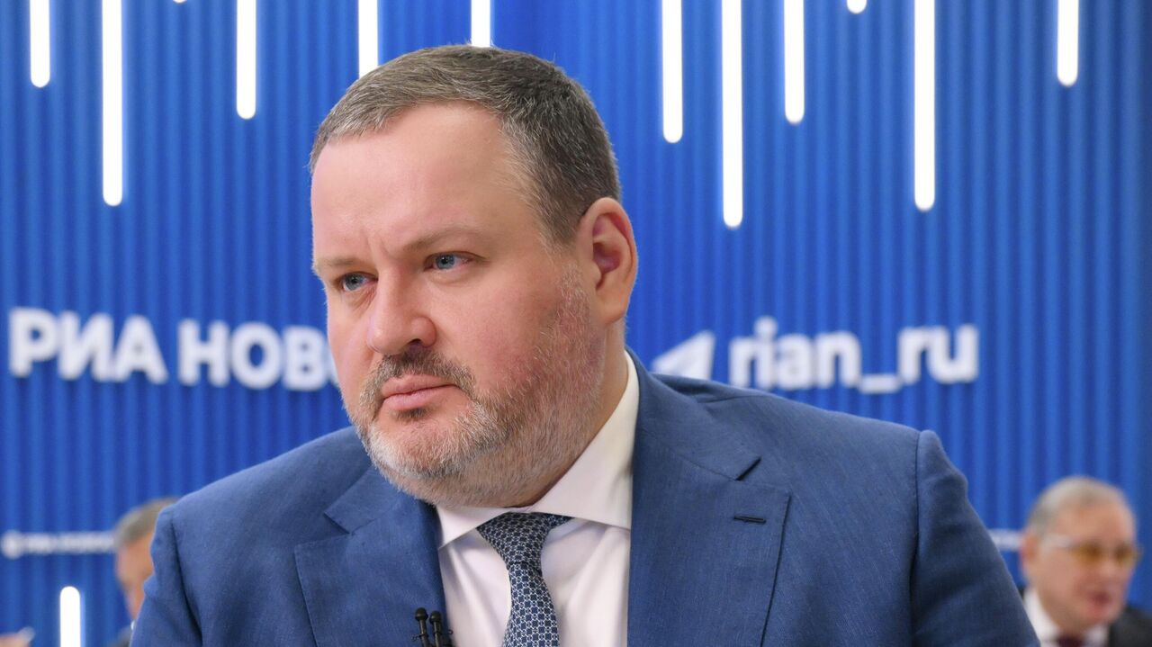 ПРАЙМ ЮВЕЛИР. Глава Минтруда Антон Котяков: "С учетом сложившейся динамики уровня оплаты труда видим, что в 2026 году МРОТ превысит 27 тысяч рублей" | Сетка — социальная сеть от hh.ru