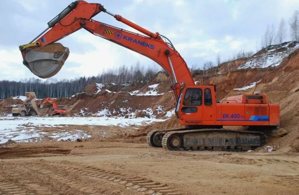🔥 Карьерные гидравлические экскаваторы
С конца XX века наблюдается стабильный рост спроса на карьерные гидравлические экскаваторы | Сетка — социальная сеть от hh.ru
