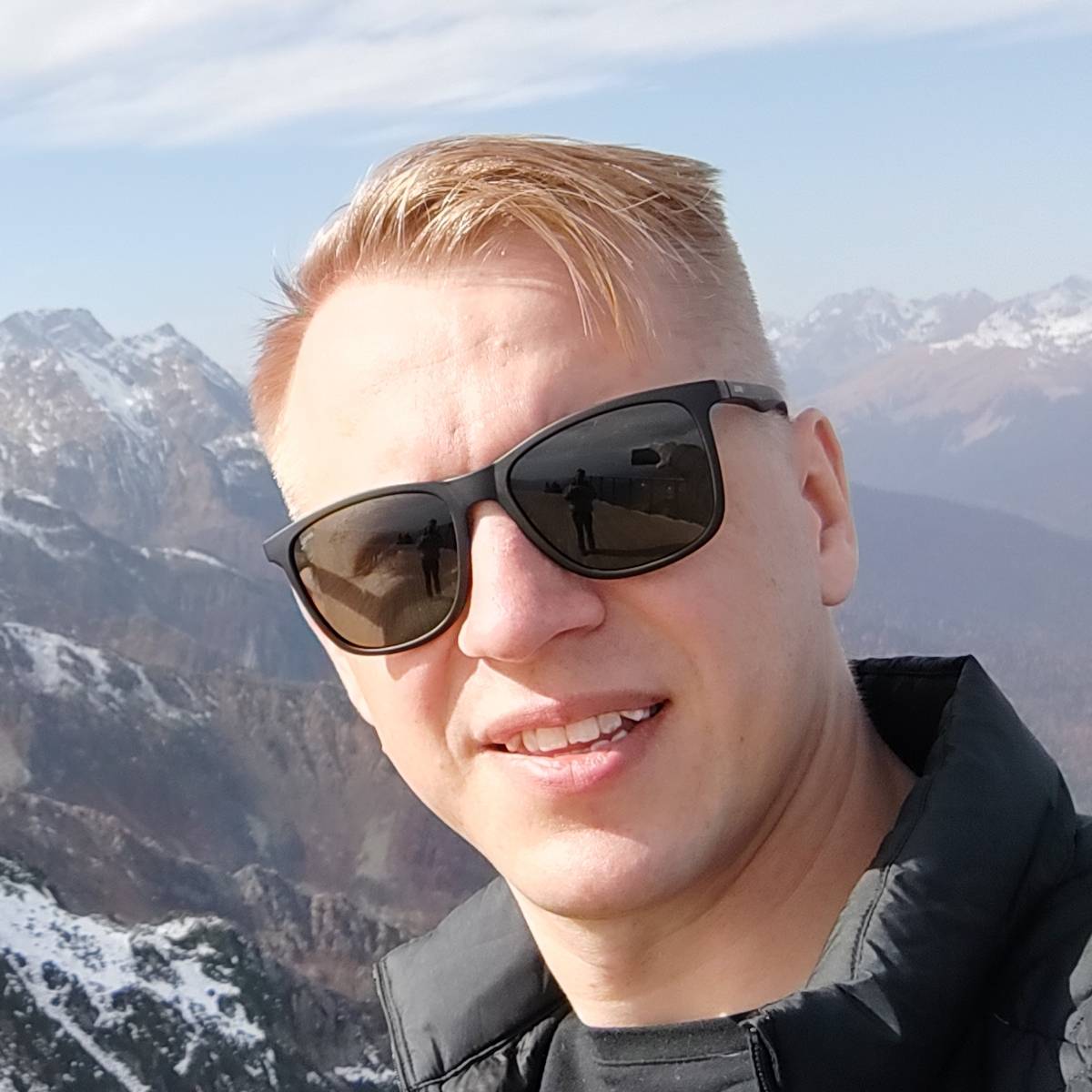 Владимир Мосолов | Сетка — социальная сеть от hh.ru