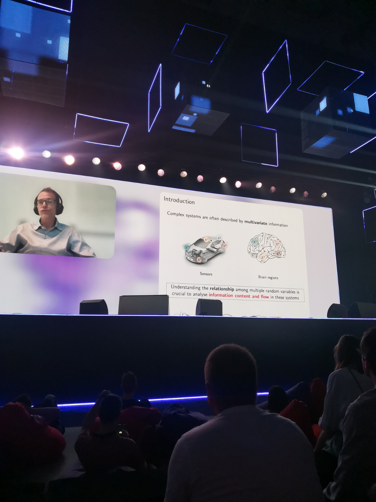 Конференция в МТС True tech day | Сетка — социальная сеть от hh.ru