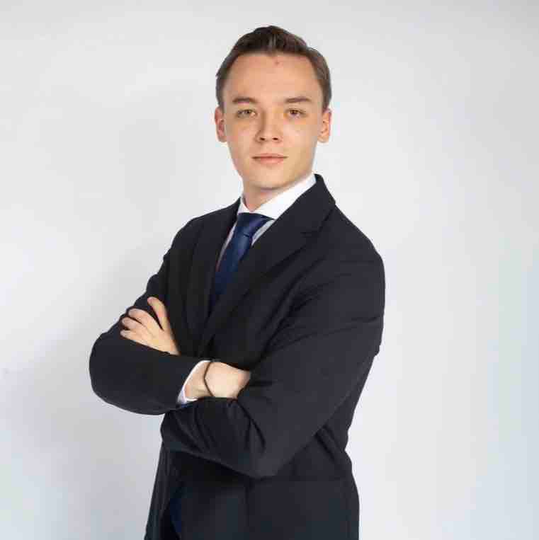 Сергей Лихачев