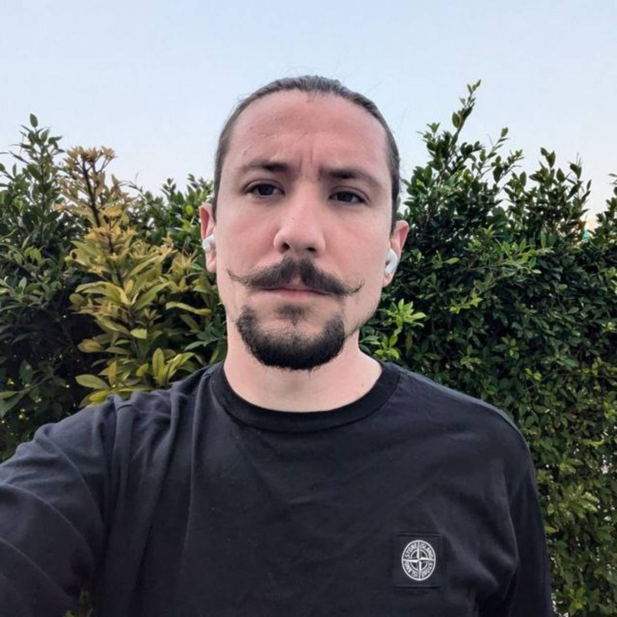 Константин Перов