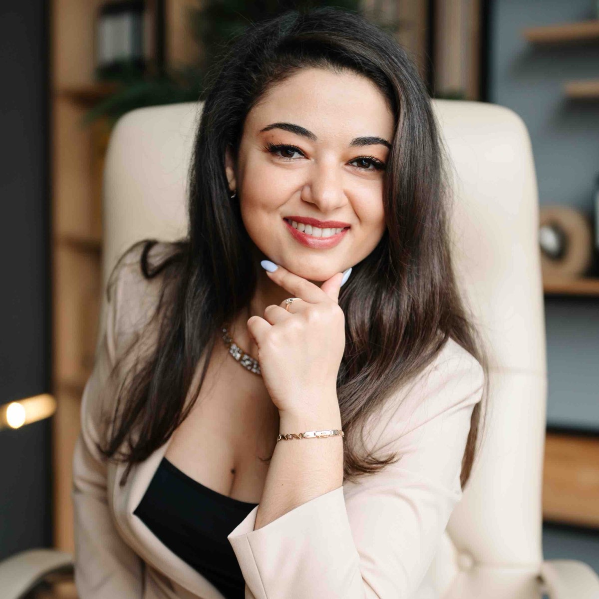 Анжелика Погосян | Сетка — социальная сеть от hh.ru