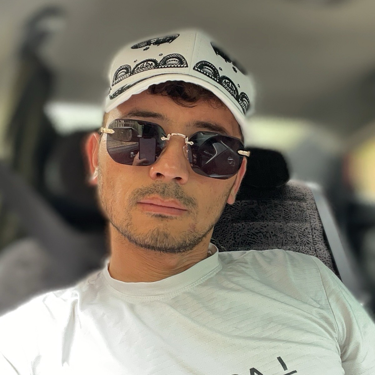 Сухроб Ашуров