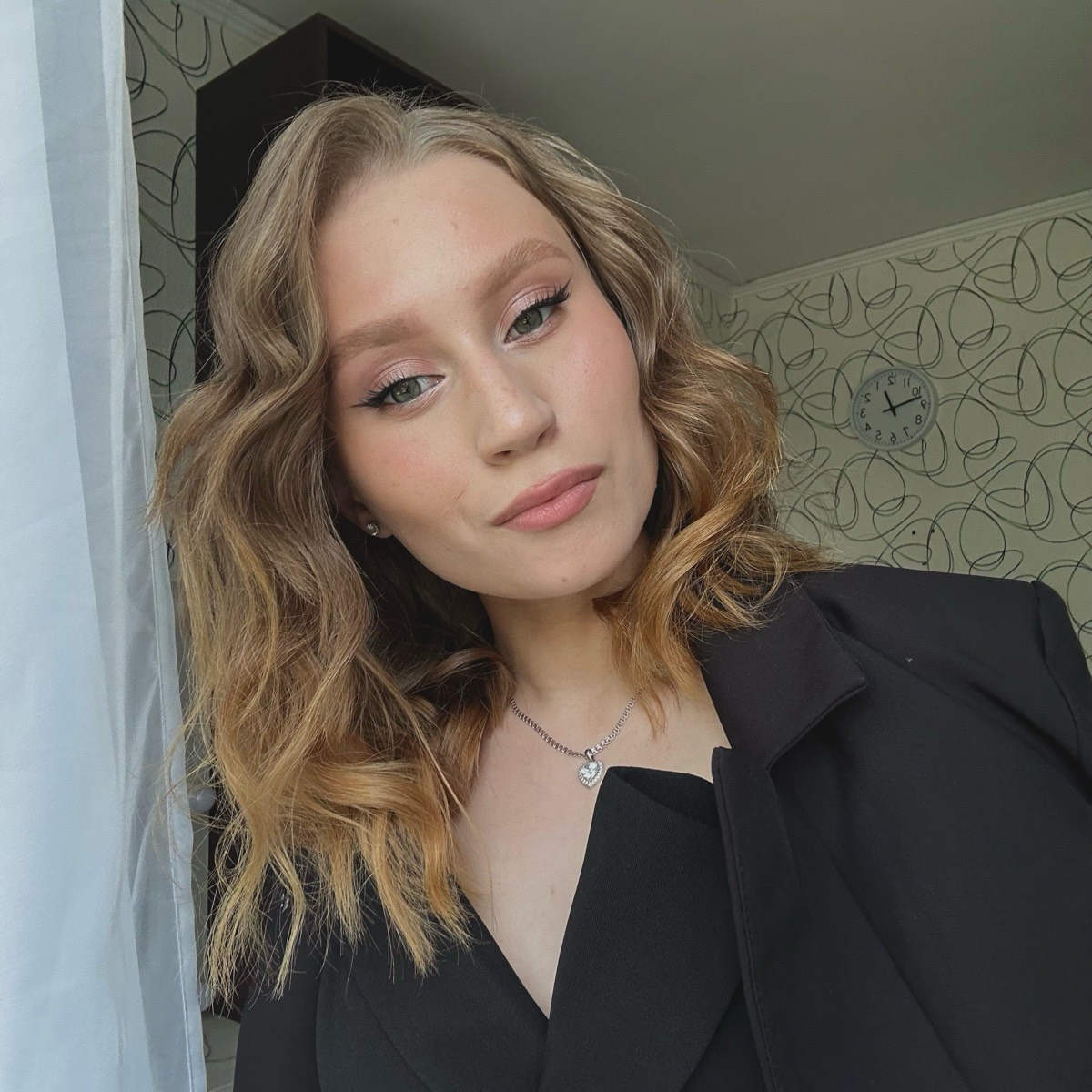 Александра Ли | Сетка — социальная сеть от hh.ru