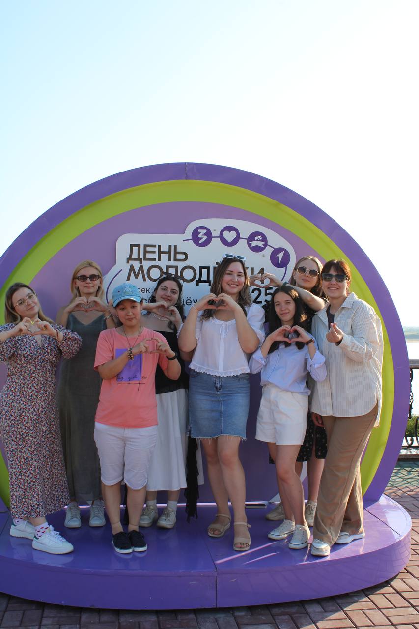 2️⃣Утро второго дня блог-тура прошло на площадке агентства креативных индустрий | Сетка — социальная сеть от hh.ru