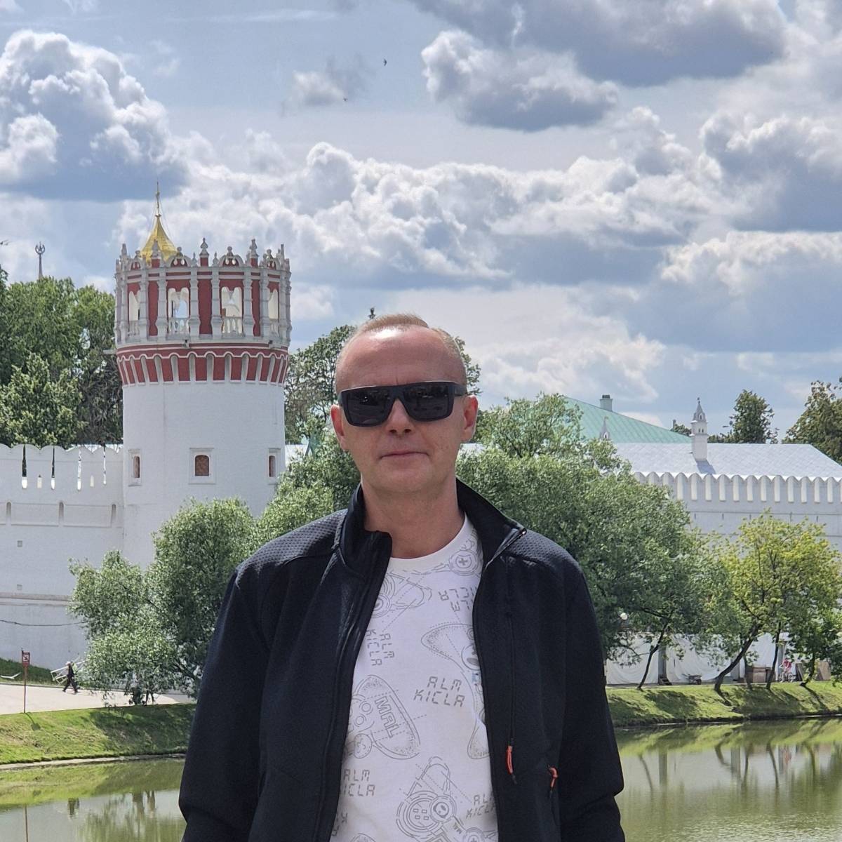 Александр Попов