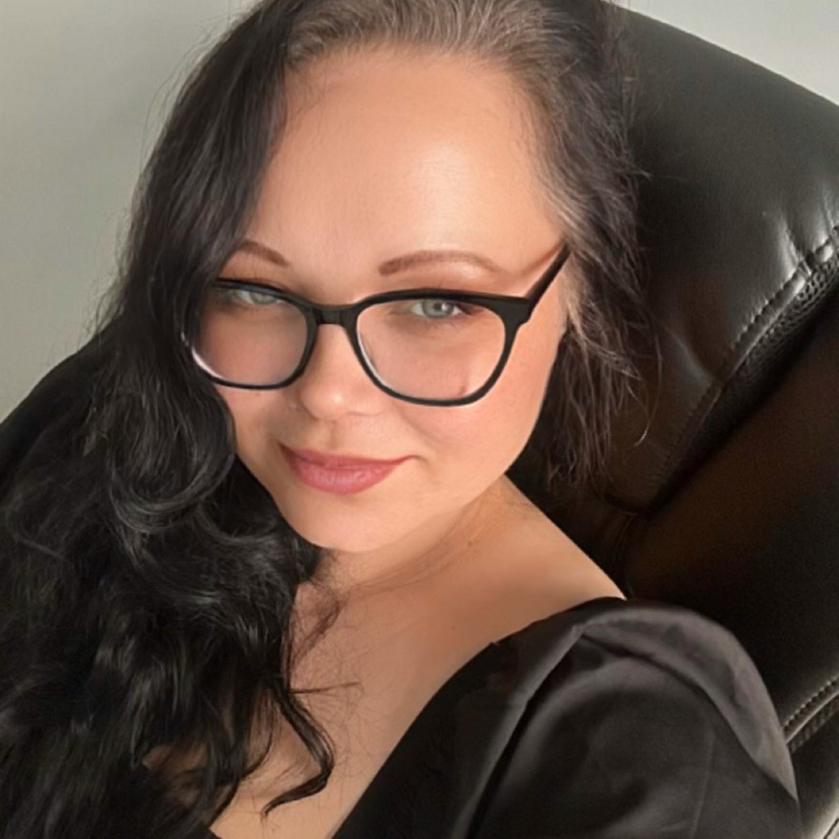 Лилия Зданович | Сетка — социальная сеть от hh.ru