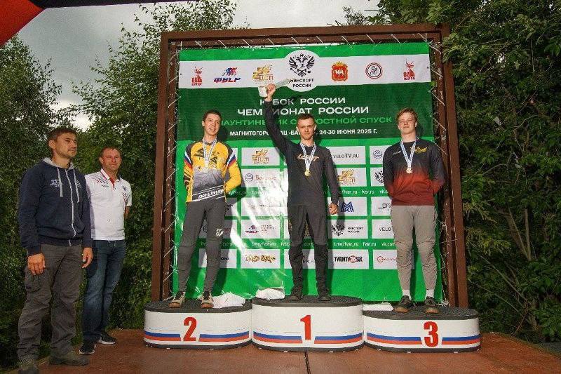 Спортсмен из Пятигорска стал победителем Кубка России по маунтинбайку
Соревнования прошли в Магнитогорске в Челябинской области. Гонщики из разных регионов страны боролись за призовые места | Сетка — социальная сеть от hh.ru